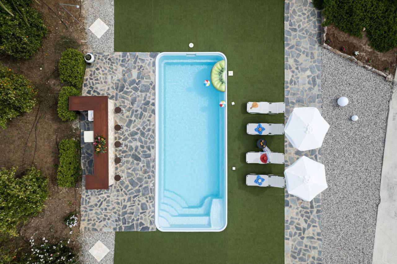 Villa Ero Argos Bagian luar foto